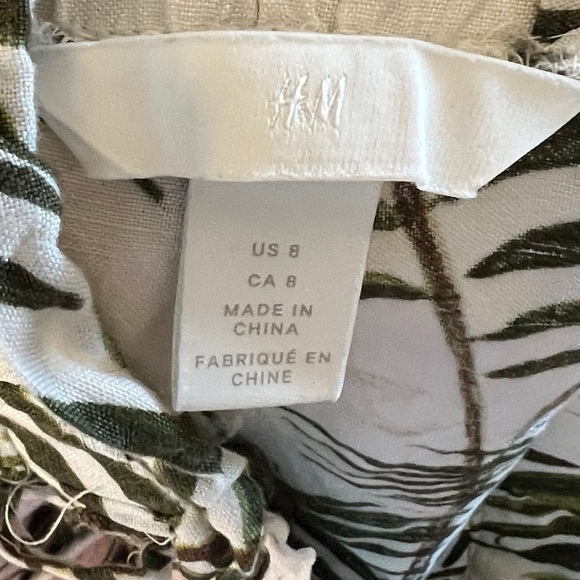 H&M Line Blend‎ Shorts with Belt - Picture 4 of 5